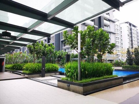 Utropolis Suites Homestay