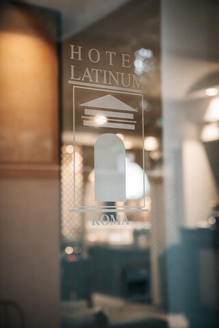 호텔 래티넘
