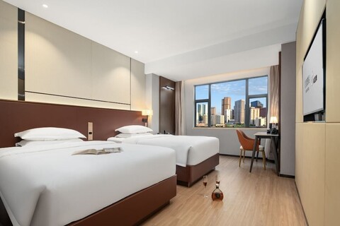 이지 호텔 판위 플라자 시치아오 지하철