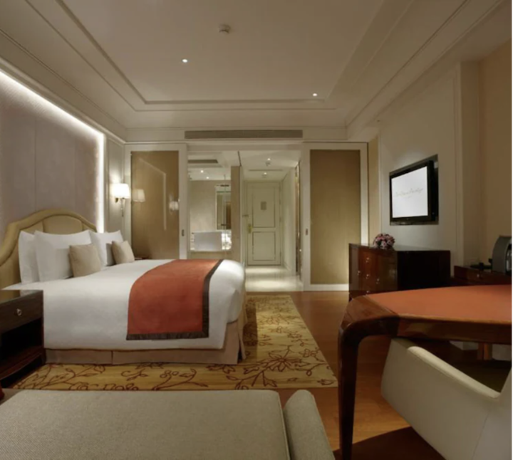 room detail thumbnail 0