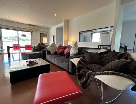 더 화이트 리프