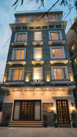 Hotel Naren Villa
