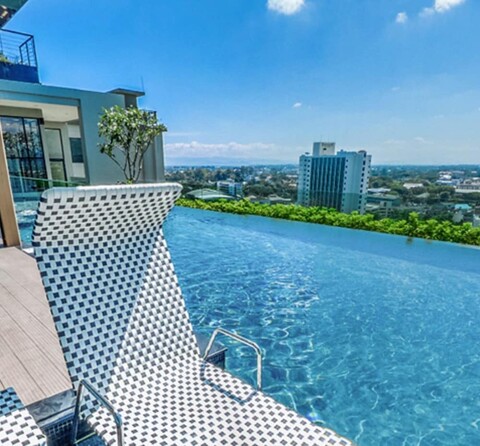 HIC 앳 나이트 바자르 607