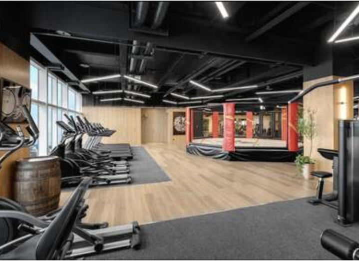 room detail thumbnail 2