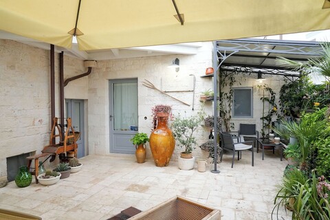 트룰리 오키 디 피에트라