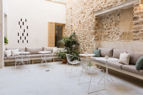 아라 알쿠디아 호텔 - 어른 전용