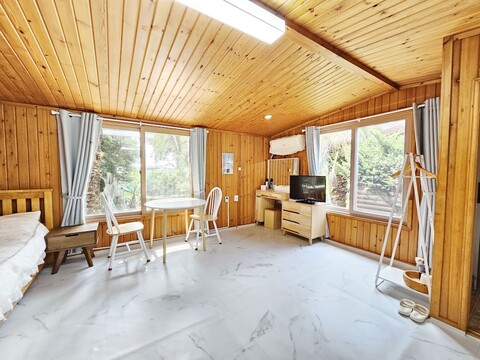 밸리통나무빌리지