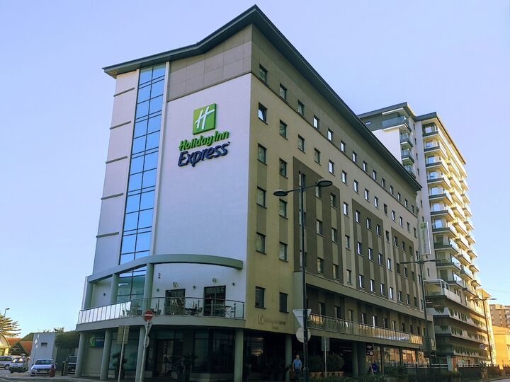 홀리데이 인 익스프레스 지브롤터 바이 IHG