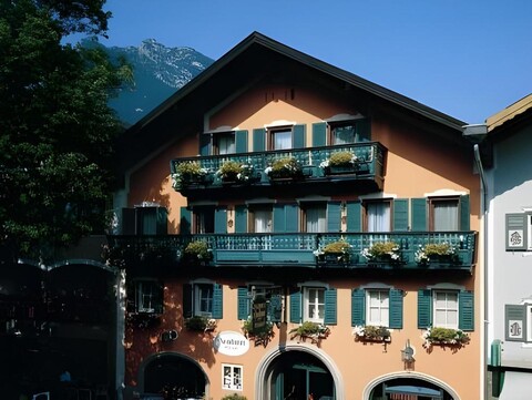 Gasthof Hotel Hauslwirt