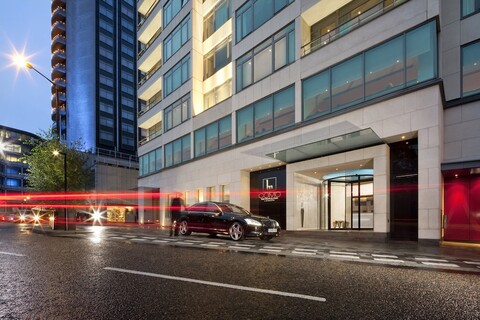 코모 메트로폴리탄 런던