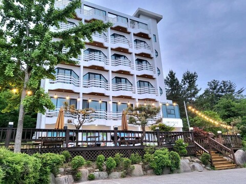 바다속으로 펜션