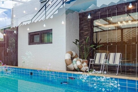 제주 또옴풀빌라