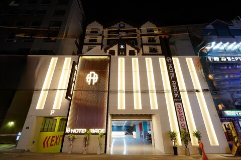 수원(인계동) 호텔리아체