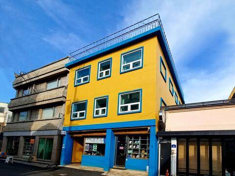 군산 책방 게스트하우스