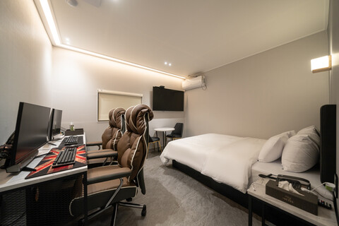 안양 아담 (A.Dam)