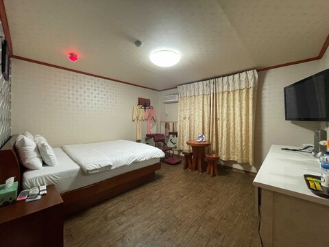 청주 청원구 로얄모텔