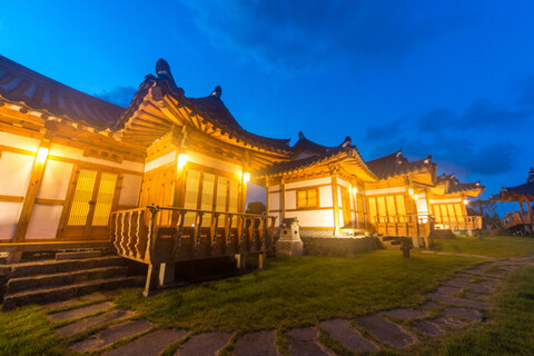 제주 남극노인성 한옥스테이