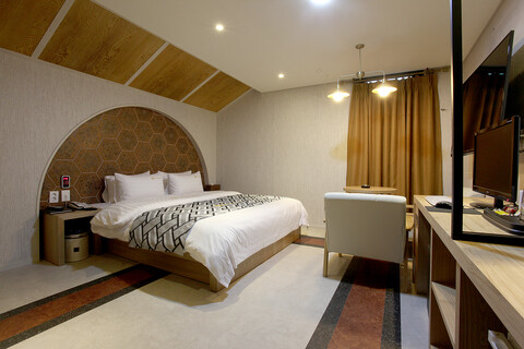 화성(향남) 엘가 관광호텔