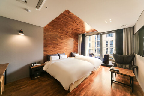 울산 삼산 호텔 여우비