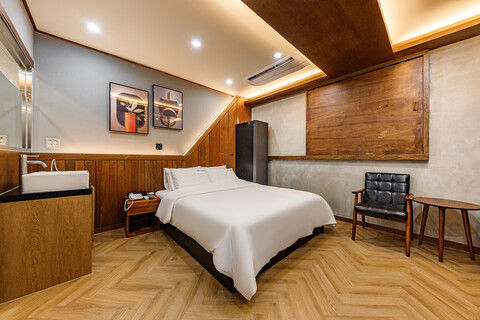 거창 호텔 제이(J HOTEL)