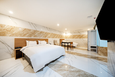 포항 문덕 솔루나호텔