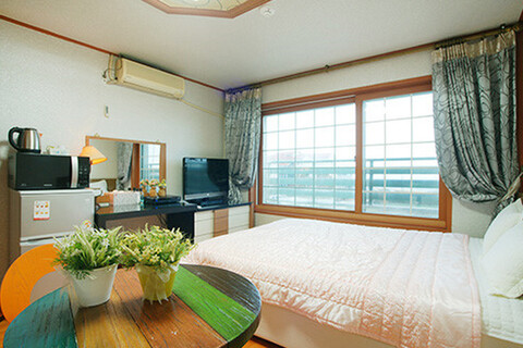 제주 e하우스 펜션&게스트하우스