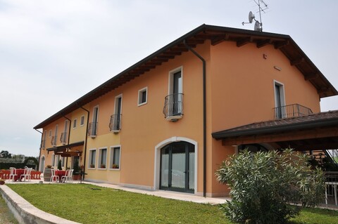 호텔 아글리 울리비