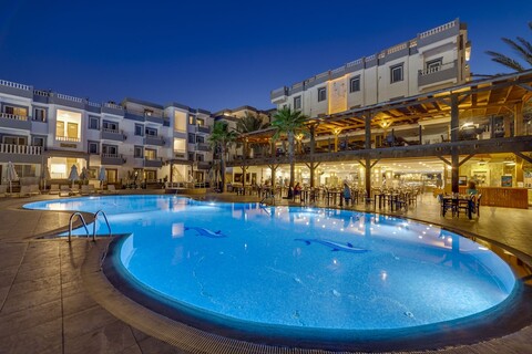 스마트 홀리데이 호텔 & 스위트 -모두 포함