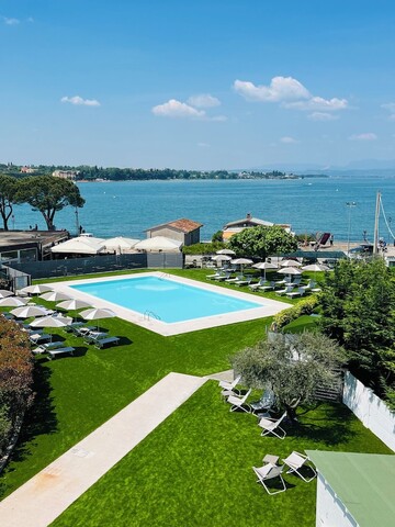 호텔 리스토란테 알 피오레