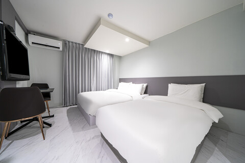 부산 서면 호텔 레니스