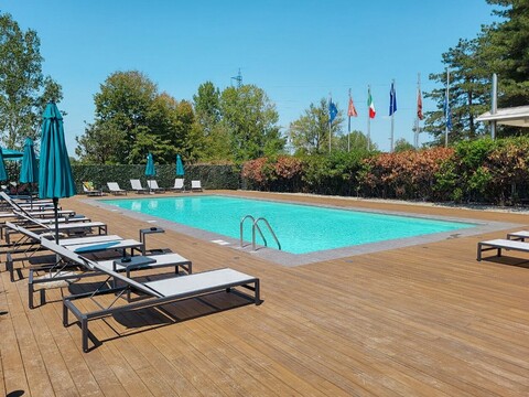 "벨스테이 밀라노 아사고"