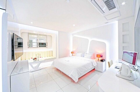 목포 ZARA HOTEL 목포평화광장점