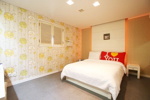 예산 스파 모텔