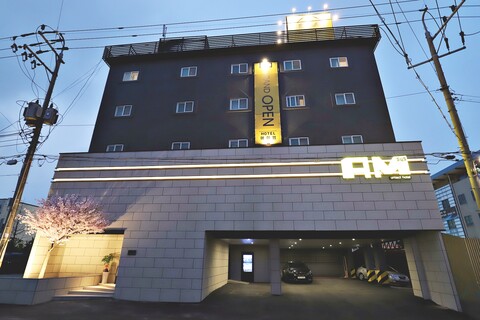군산 호텔 에이엠(HOTEL AM)