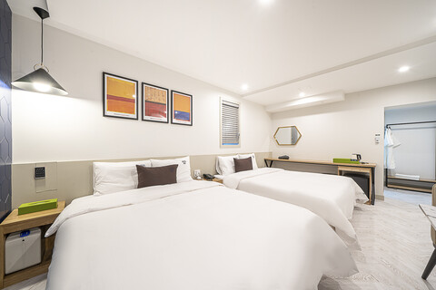 부산 연산 토곡 호텔 로이