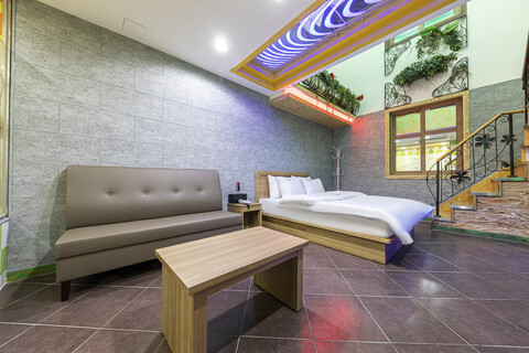 익산 쇼팰리스 드라이브인 무인텔