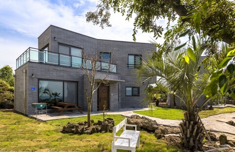 제주 힐타워펜션