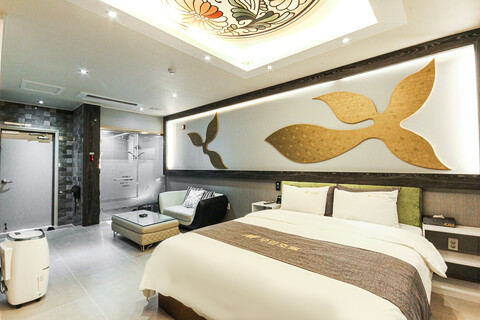 여수 M 드라이브인 무인텔