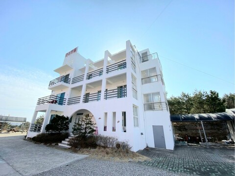 고성 삼포화이트빌펜션