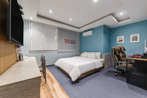 익산 호텔 더브릿지(HOTEL THE BRIDGE)