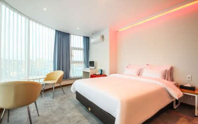 전주 덕진동 호텔 와이케이