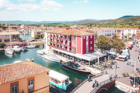 르 쉬프렌 호텔, 생트로페 만