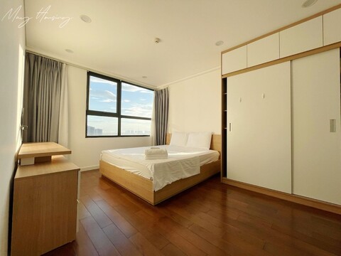 메이 하우징 - 디캐피탈