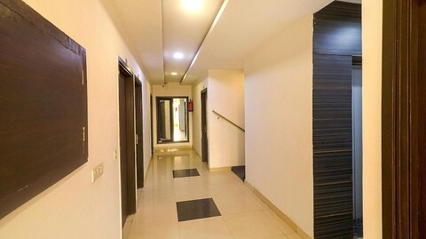 GRB의 호텔 스타 메트로 인