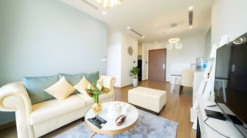 MC 홈즈 - 빈홈스 스카이레이크 아파트먼트