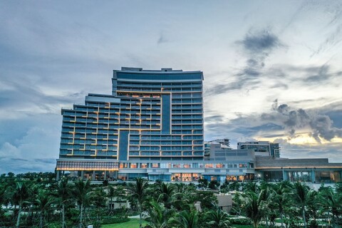 호이아나 호텔 & 스위트