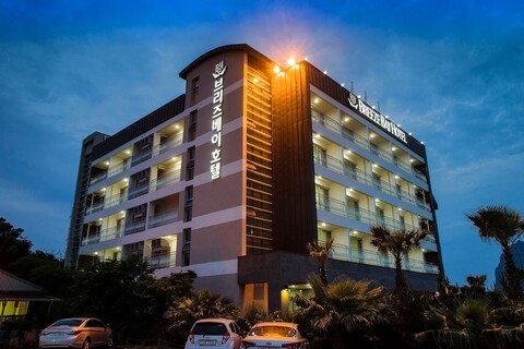 브리즈베이 호텔