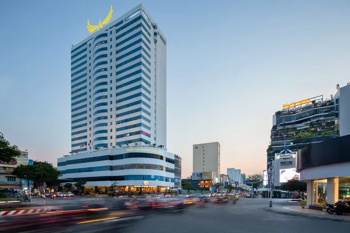Muong Thanh Luxury Song Han Hotel