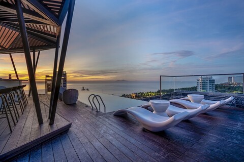 드라코 호텔 & 스위트