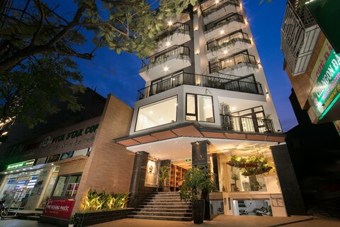 더 블룸 하노이